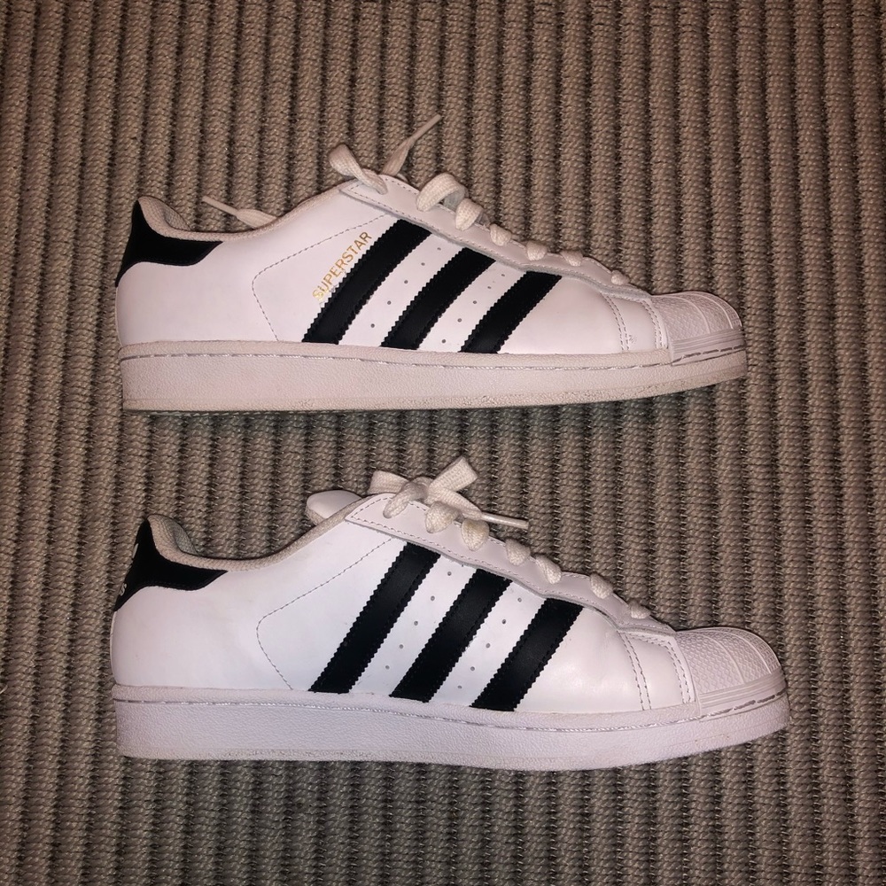 Adidas Superstar